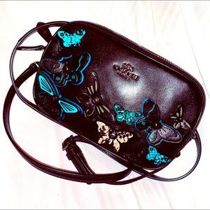 💯 COACH BLACK LEATHER BUTTERFLY APPLIQUE CONVERTIBLE CLUTCH CROSSBODY BAG 53957